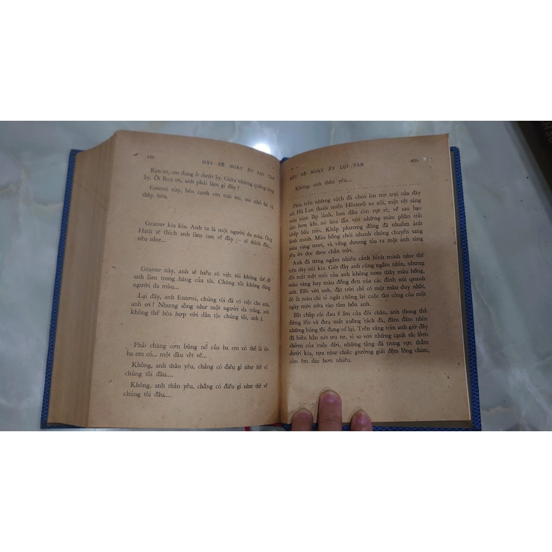 HÃY ĐỂ NGÀY ẤY LỤI TÀN.
Tác giả: Giêrơn Godơn.
Người dịch: Hoàng Túy, Đắc Lê 291096