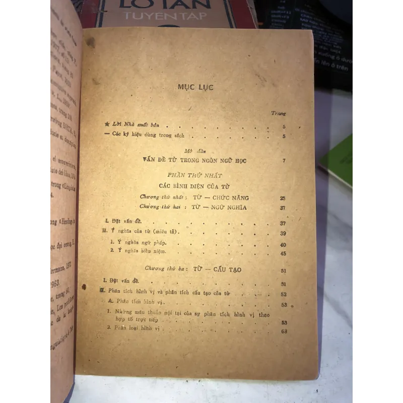 Các bình diện của từ và từ tiếng Việt - Đỗ Hữu Châu  1005420