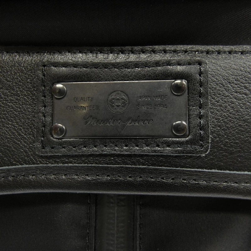 Túi MASTER-PIECE - Hàng hiệu Chính hãng 902096