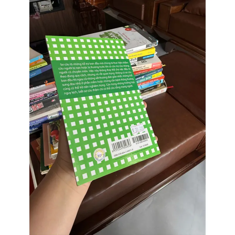 Cẩm Nang Sơ Cứu – Kĩ Năng Sống An Toàn | Sách Kim Đồng- K3 1004210