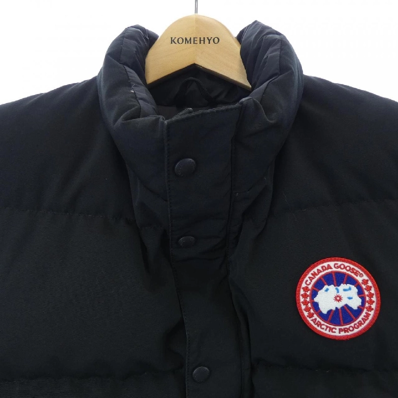 Áo gile down FREESTYLE 4150M R của CANADA GOOSE - Hàng hiệu Authentic 892369