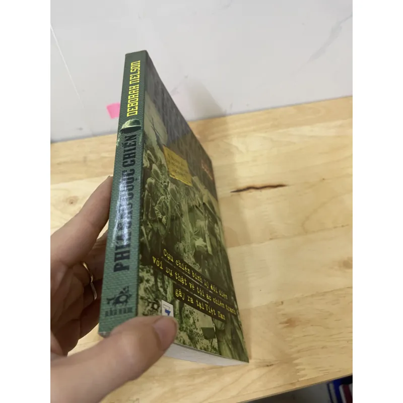 Phía sau cuộc chiến  751130