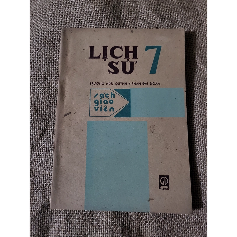 Lịch Sử lớp 7 _ Sách giáo khoa 9x _sách giáo khoa cũ 330922