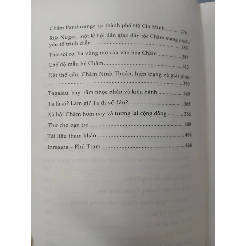VĂN HÓA - XÃ HỘI CHĂM NGHIÊN CỨU VÀ ĐỐI THOẠI - INRASARA 730762