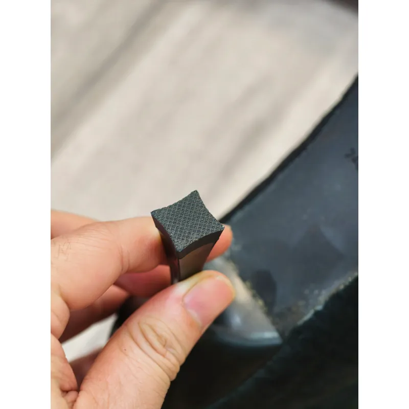 Bốt đen nữ size 37-38 992679