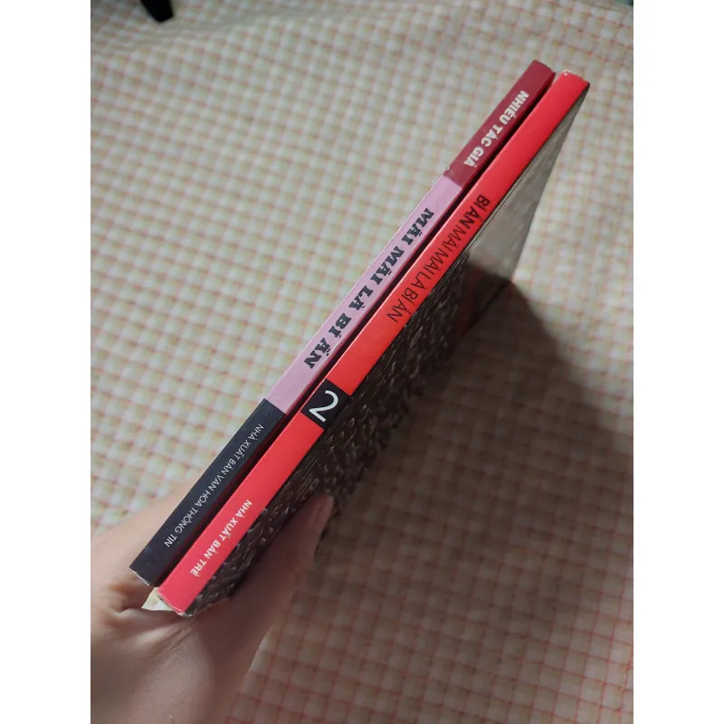 COMBO 2 CUỐN MÃI MÃI LÀ BÍ ẨN 719239