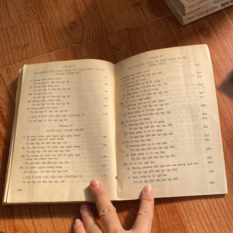 300 bài tập phong cách Tiếng Việt 759427