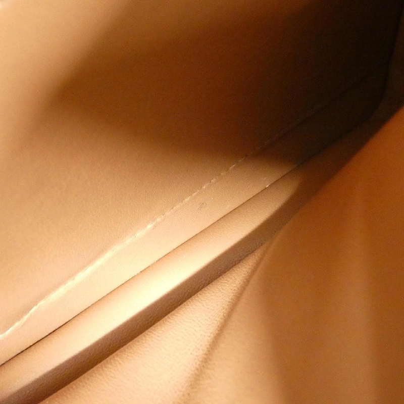 Túi xách chéo Chanel 1112 611029