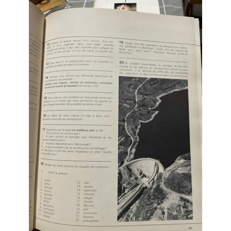 SÁCH TIẾNG PHÁP La France En Direct 3 -J. & G. CAPELLE G. QUENELLE F. GRAND CLEMENT 556903