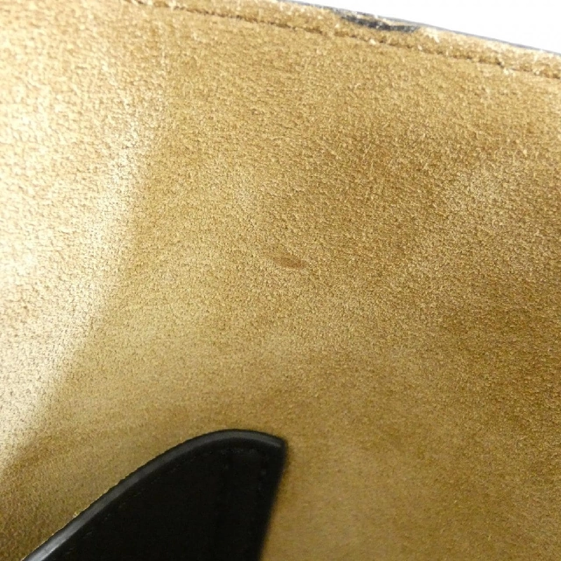 Túi xách bucket Pebble Loewe vừa 611815