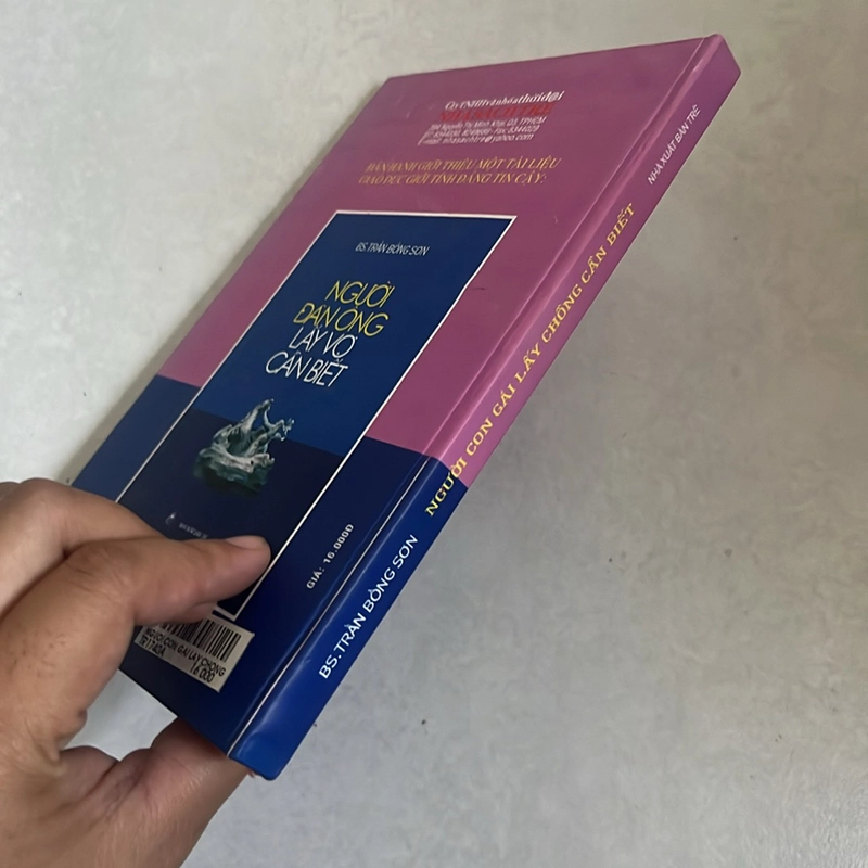 Người con gái lấy chồng cần biết - BS. Trần Bồng Sơn - bìa cứng 527528