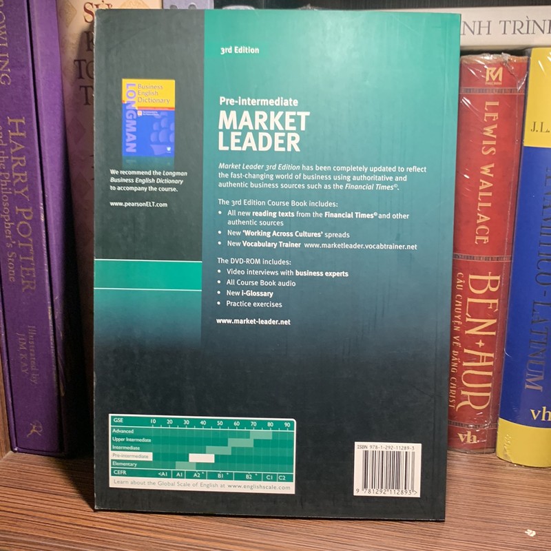 MARKET LEADER : Business English Course Book (Pre-intermediate)  176487