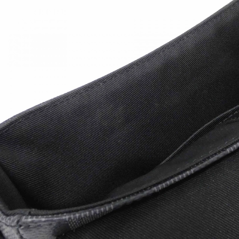 Túi đeo vai Louis Vuitton Damier Graphite District PM N42710 611736