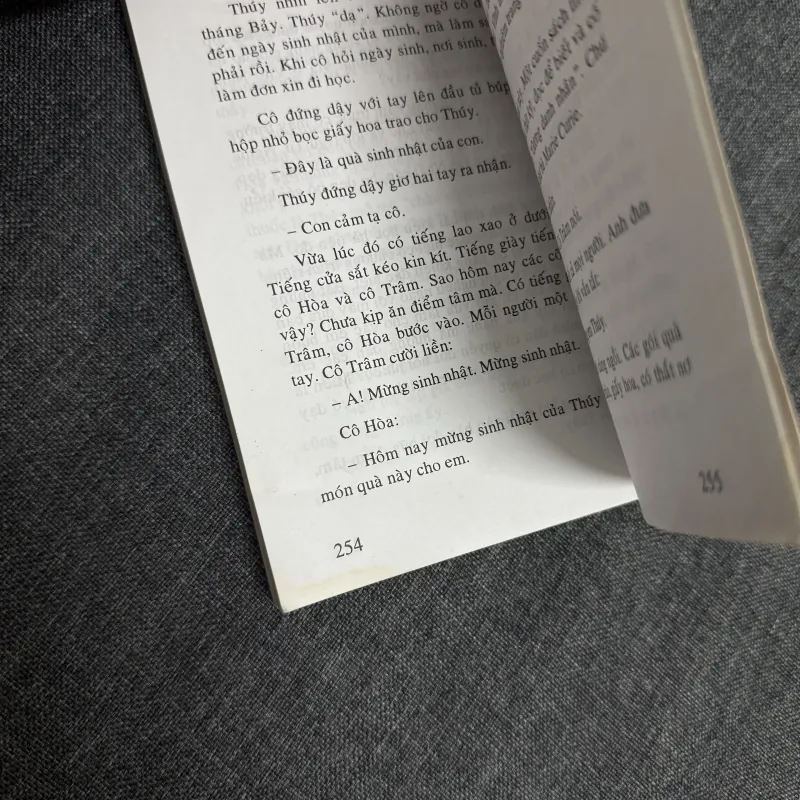 Nhánh rong phiêu bạt - Võ Hồng 1023255