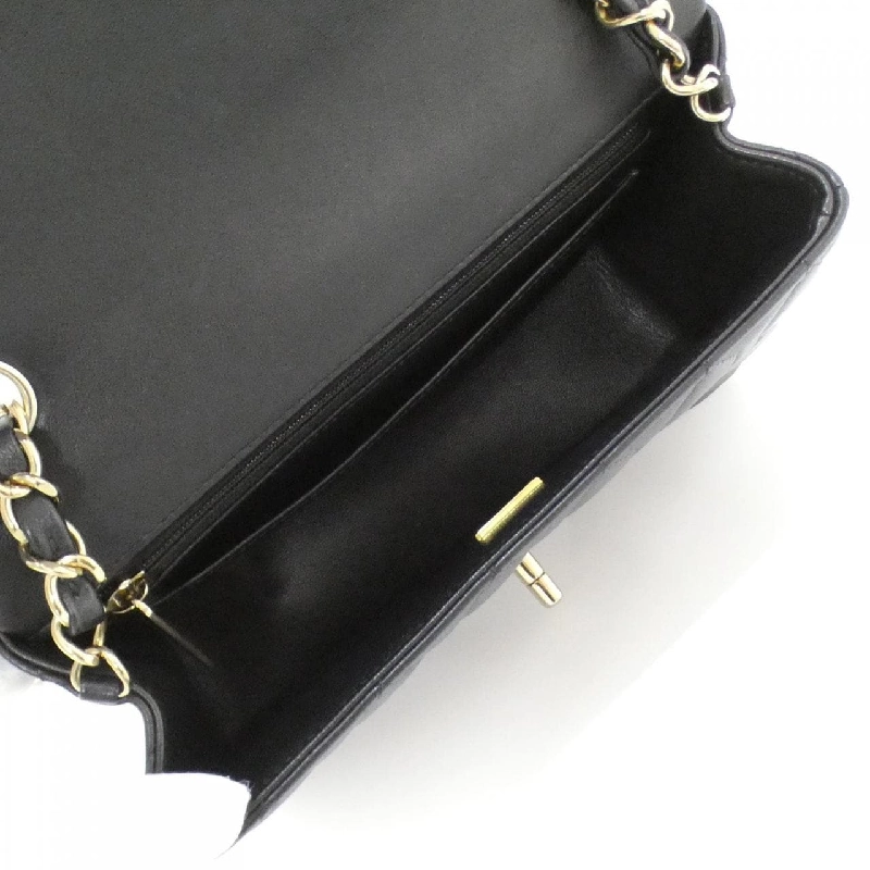 Túi xách chéo Chanel 69900 612106