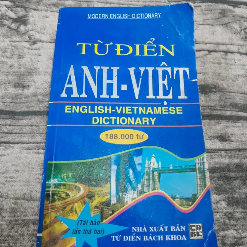 Từ điển ANH VIỆT -188.000 từ. Tg Nguyễn Hoàng. NXB Từ điển BK 779211