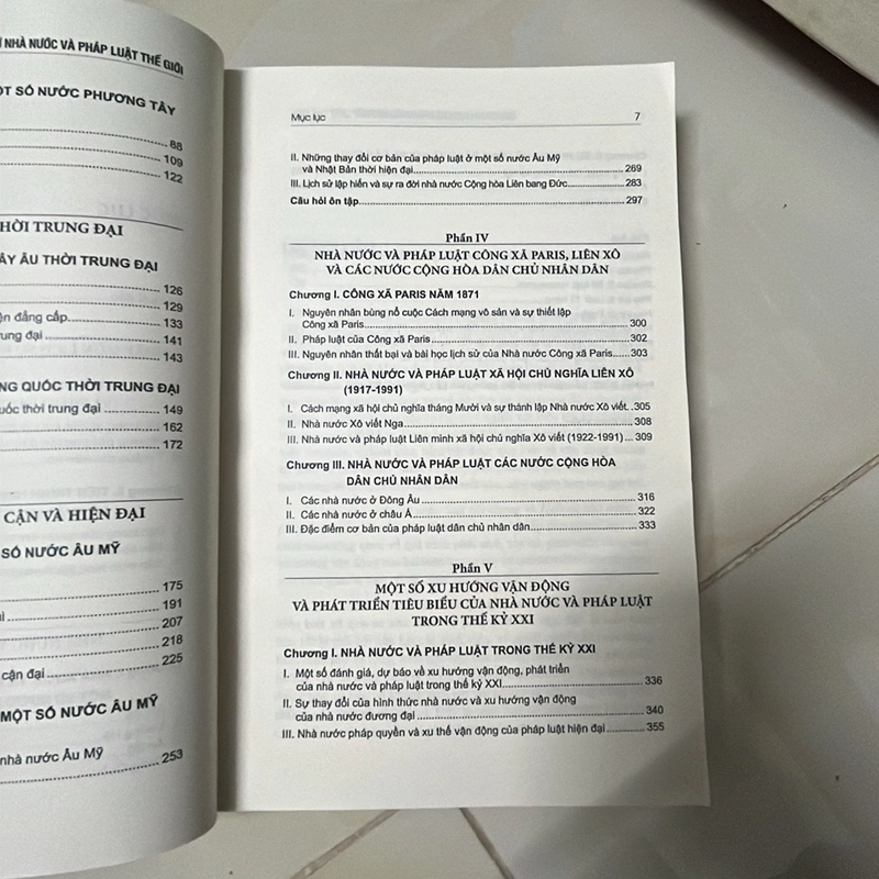 Giáo trình Lịch sử nhà nước và pháp luật thế giới - Ts. Nguyễn Minh Tuấn 253558