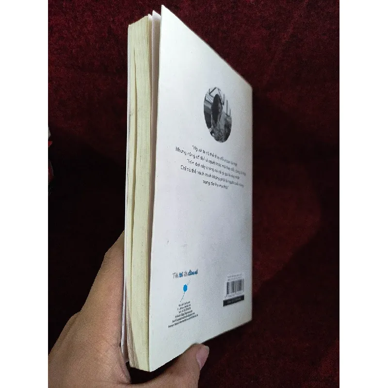[Phiên Chợ Sách Cũ] Anh ấy đã không nắm tay tôi 2303 413593