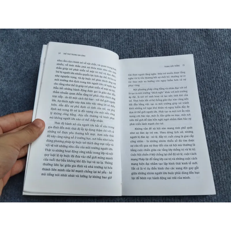 TRẺ THƠ TRONG GIA ĐÌNH - MARIA MONTESSORI 568068