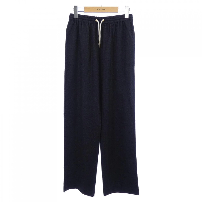 Quần CELINE 2P823561F 648701