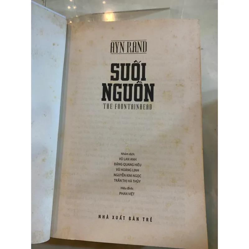 SUỐI NGUỒN - VŨ LAN ANH (NGƯỜI DỊCH) 783947