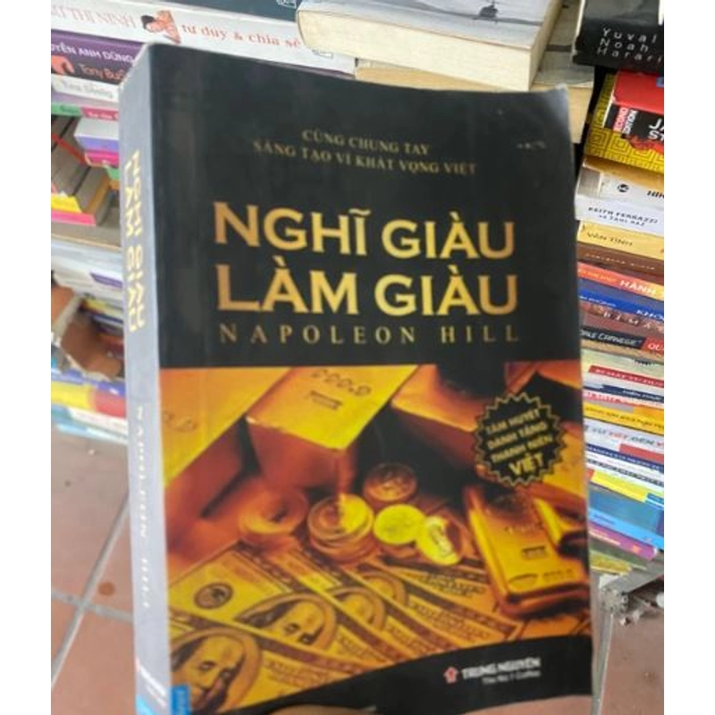 Nghĩ giàu làm giàu - Napoleon Hill (sách bỏ túi) 544104