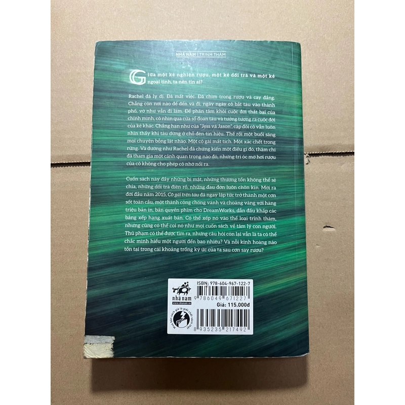 CÔ GÁI TRÊN TÀU 527684