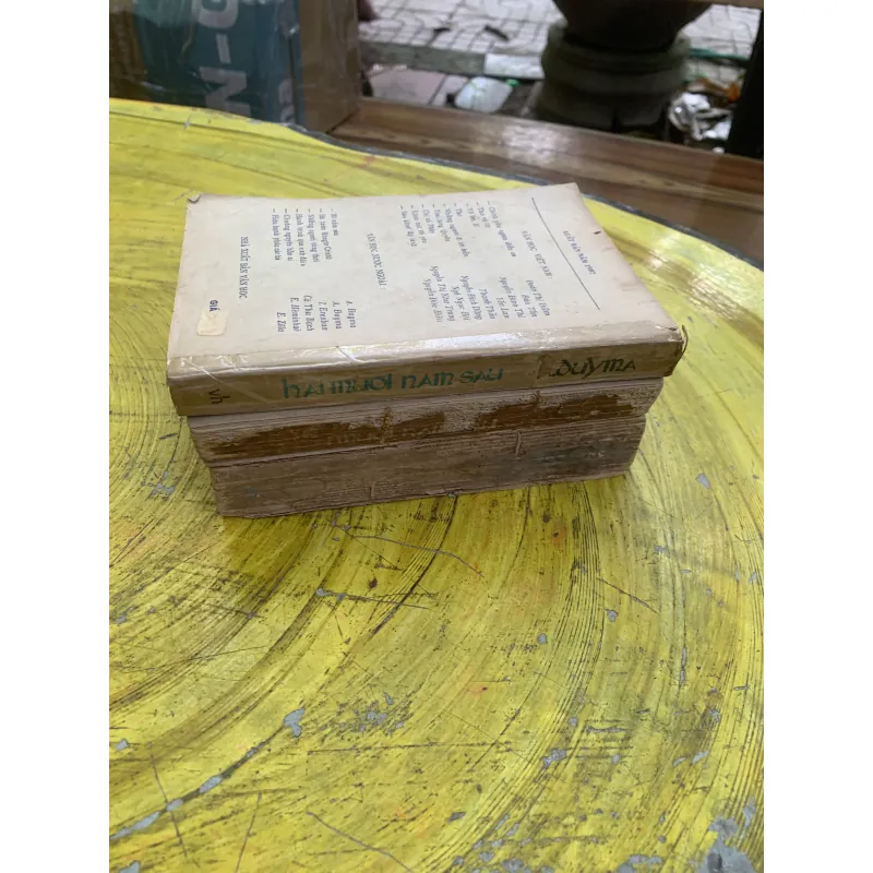 HAI MƯƠI NĂM SAU BA TẬP BẢN BAO CẤP 746408