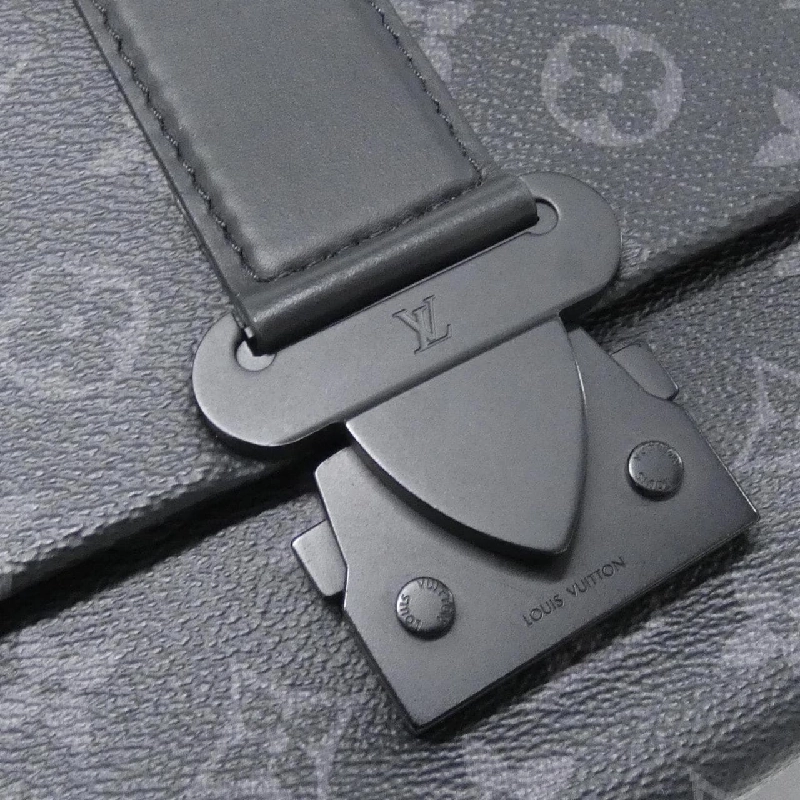 Túi đeo chéo Louis Vuitton Monogram Eclipse S-Cape Messenger M46794 - Hàng hiệu Chính hãng 803274