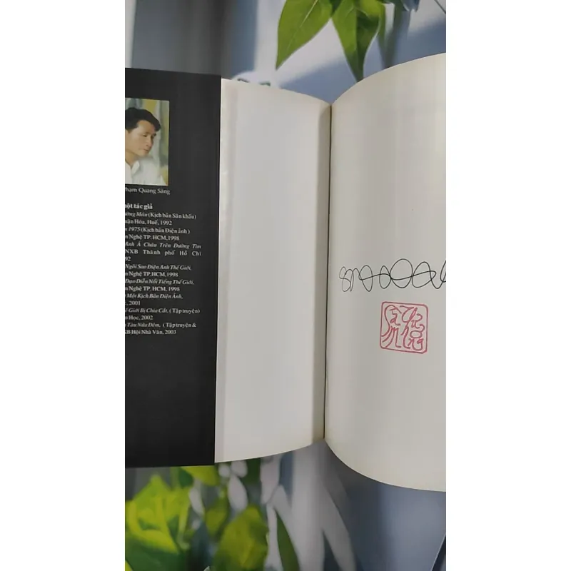 Một Thế Giới Bị Chia Cắt - Sâm Thương 798433