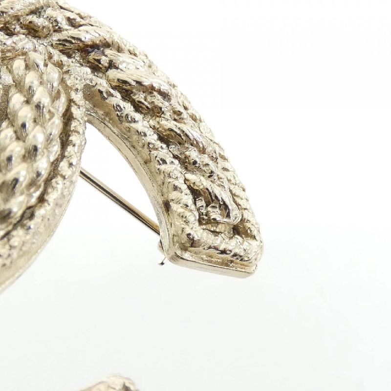 Brooch Chanel 626114