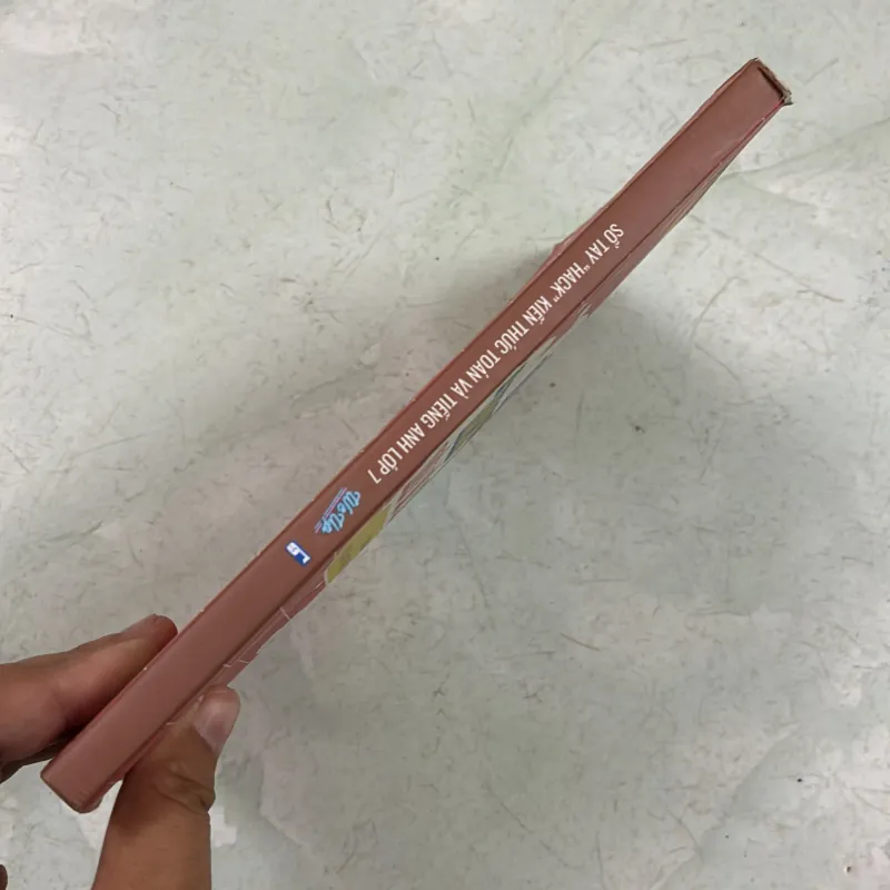 Sổ tay “hack” kiến thức toán và tiếng anh lớp 7 1006824