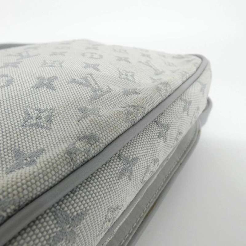 Túi đeo vai Louis Vuitton Cont de Fe Musette M92279 - Hàng hiệu Chính hãng 802846