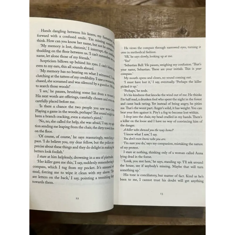 The Seven Deaths of Evelyn Hardcastle - Stuart Turton 729100