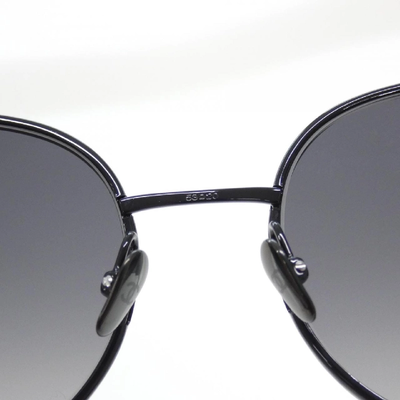 Kính mát Chanel 4282 625173