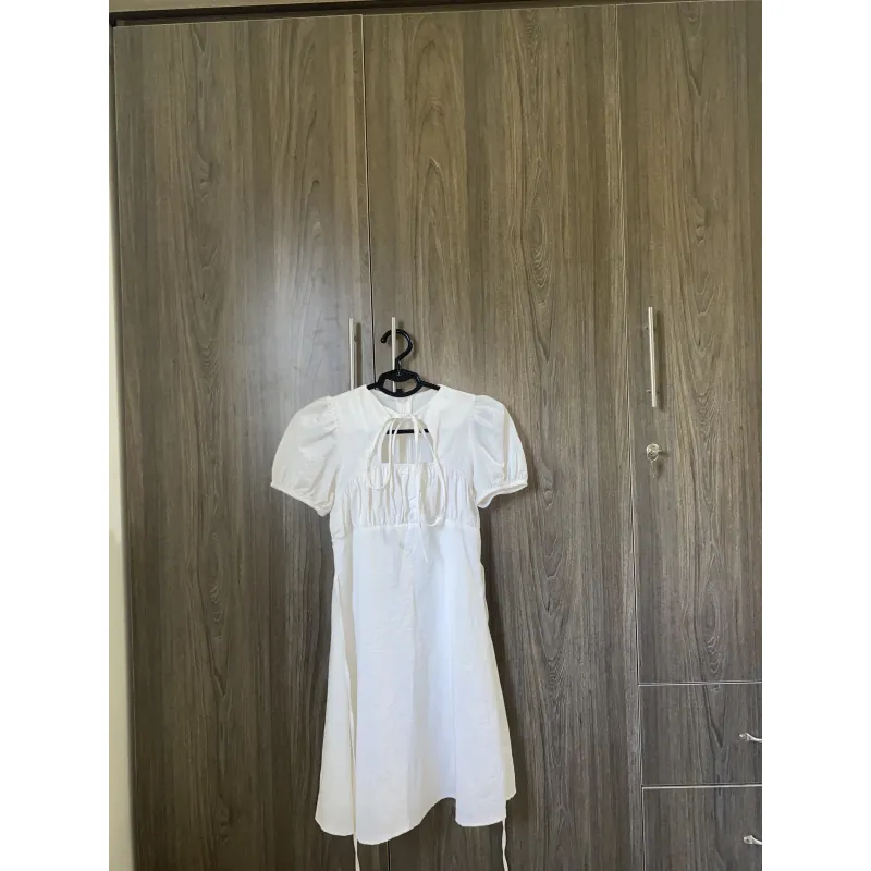 Váy trắng size S  788594