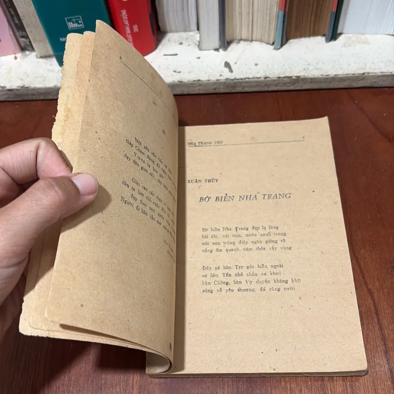 II Thơ: Nha Trang Thơ (1975-1985) - Chi Hội Văn Nghệ Nha Trang - 1985 765179