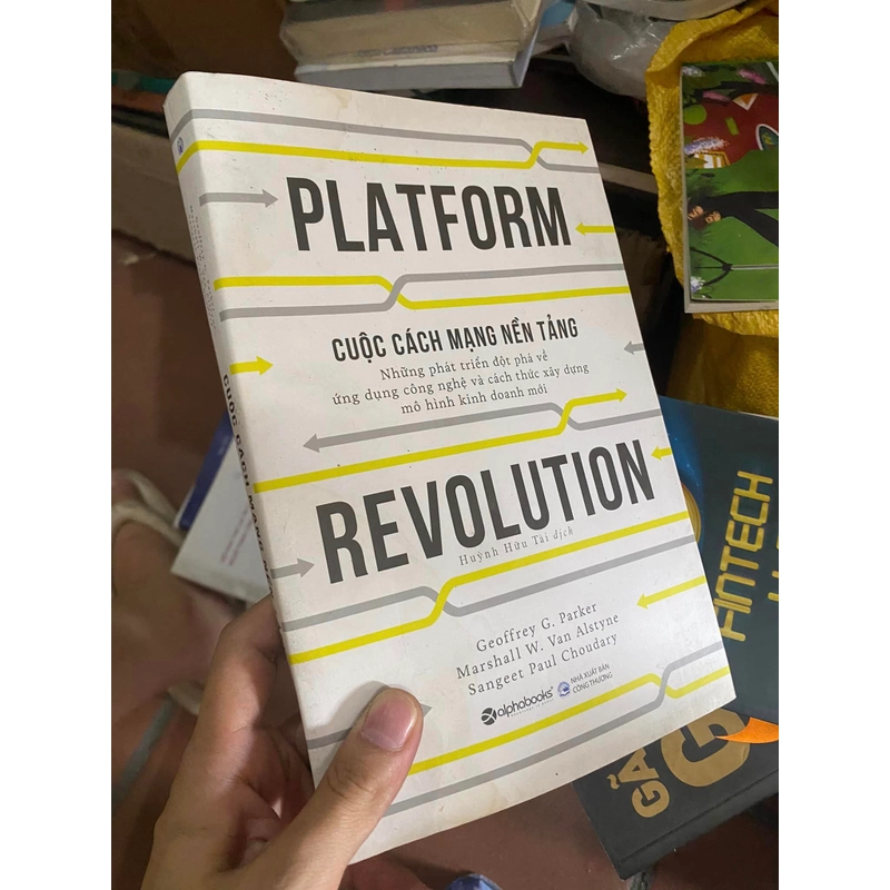 Sách Cuộc cách mạng nền tảng (Platform revolution) 312801