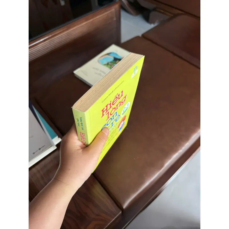 HIỂU LÒNG CON TRẺ (0–3 TUỔI) – Vương Nghệ Lâm- K4 1023791