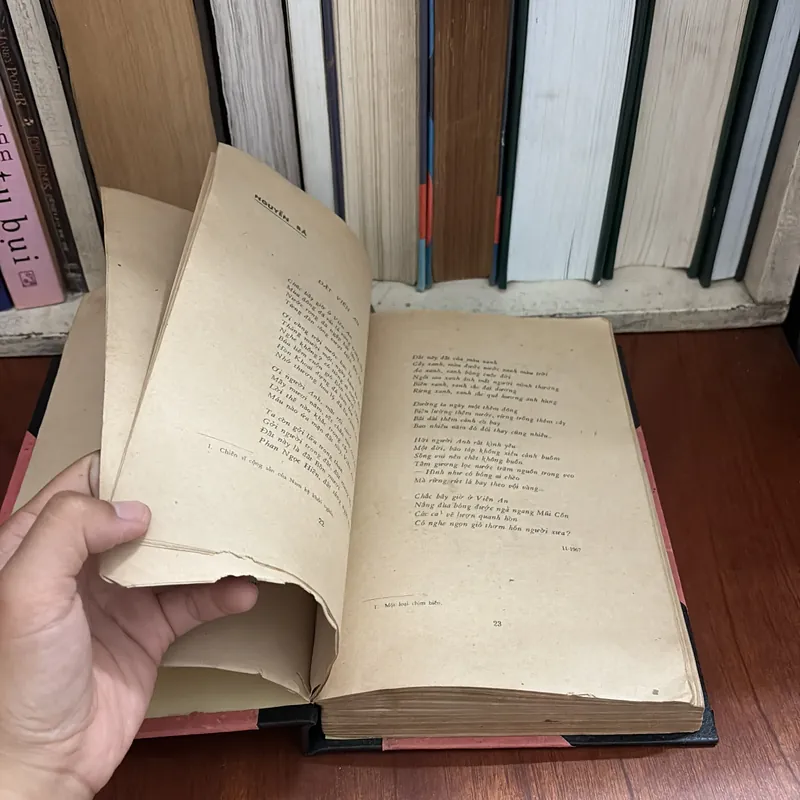 II Sách Xưa (Đã Làm Bìa): Thơ Việt Nam 1945•1975 - Nhiều Tác Giả - 1976 593927