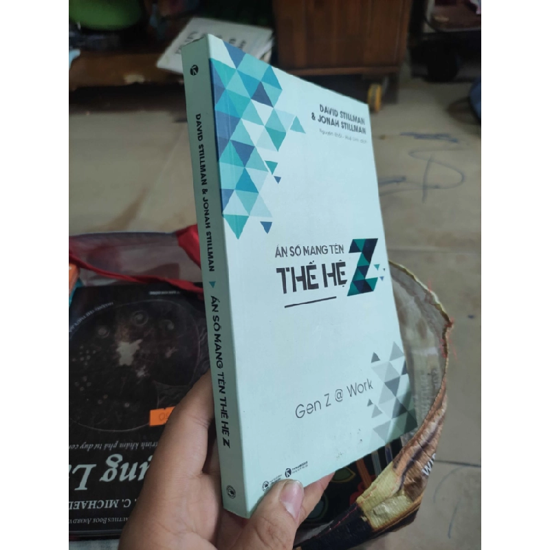 [Phiên Chợ Sách Cũ] Ẩn số mang tên thế hệ z. 2303 412401