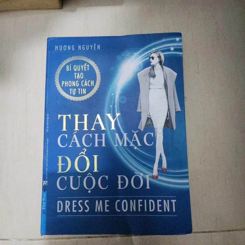 Sách Thay cách mặc đổi cuộc đời 1043721