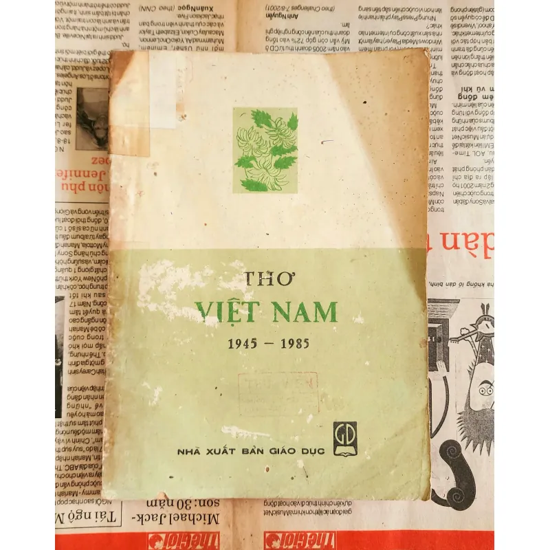 THƠ VIỆT NAM 1945 - 1985 1044657