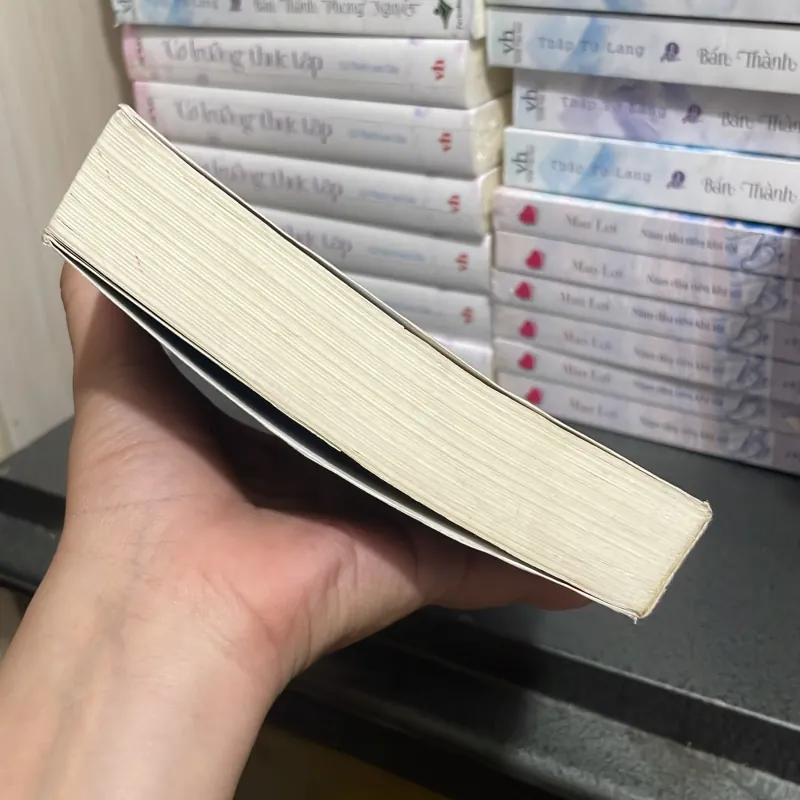 (tiểu thuyết huyền ảo) - Bắt đầu từ biển chết - Hoàng Thư 1003822