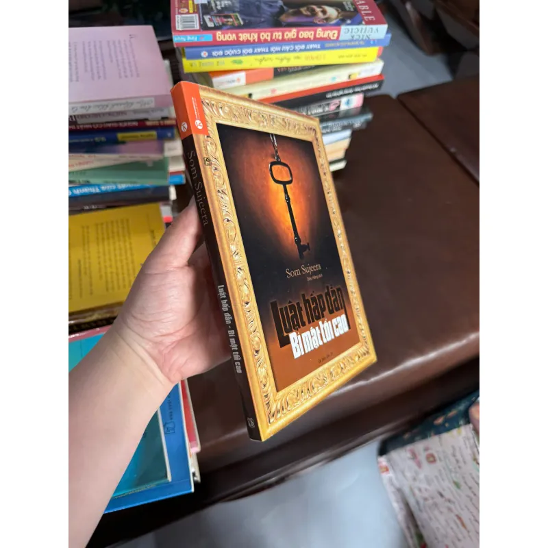 LUẬT HẤP DẪN – BÍ MẬT TỐI CAO- K4 1028165