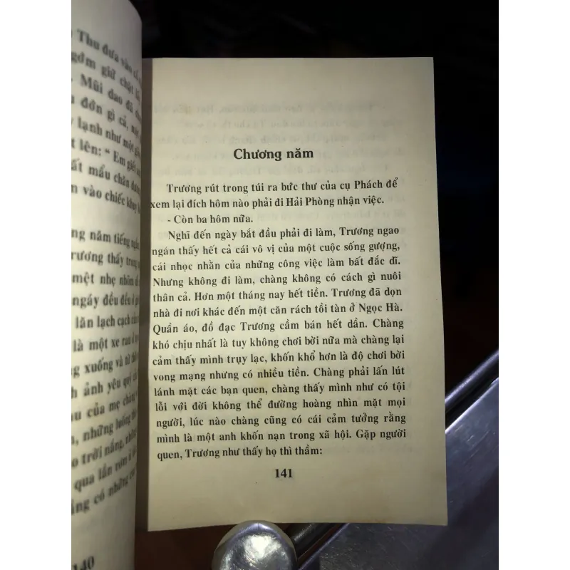 Bướm trắng - Nhất Linh  1001146