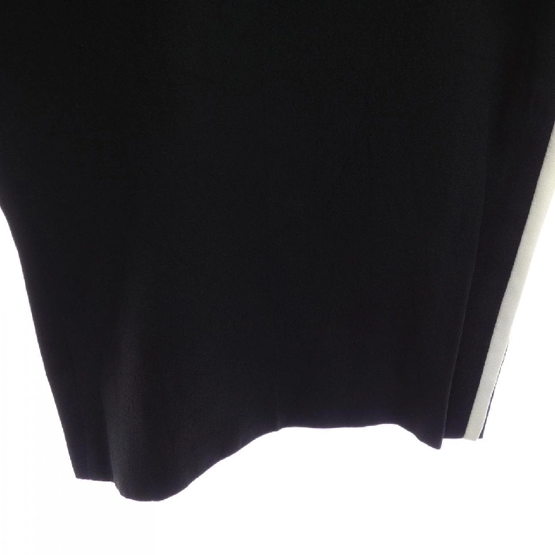 Quần PRADA P208D S201 1V66 - Hàng hiệu Chính hãng 808379