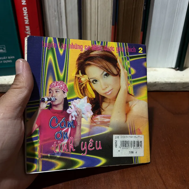II Sổ Tay Ca Nhạc: Cám Ơn Tình Yêu - Tuyển Tập Những Ca Khúc Được Yêu Thích - 2002 752203