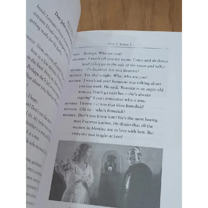 Series OXFORD BOOKWORM LIBRARY : Stage 2 (Sách luyện đọc tiếng Anh) 315660