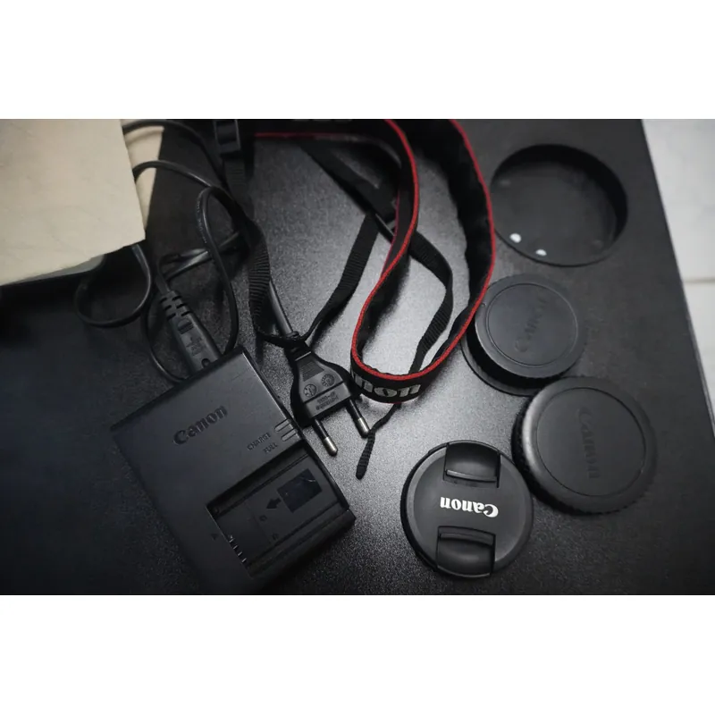 Cần bán nhanh Camon Rebelt7i/800d+Kit 18-55stm mới 99% 697460